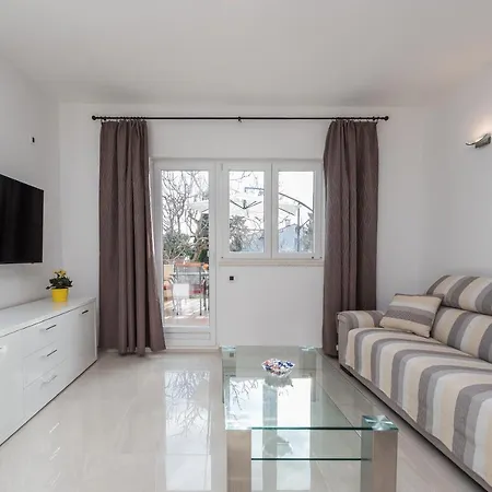 Casa de Férias House With A Parking Space - Mulo, Zadar - 16527 Vrsi